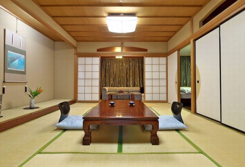 Номер Стандарт, Yuraku