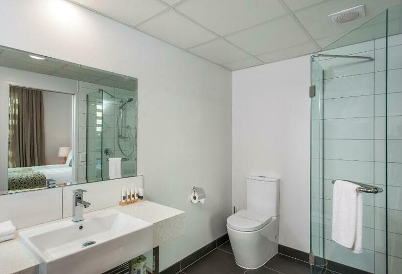 スイート, One88 On Commerce