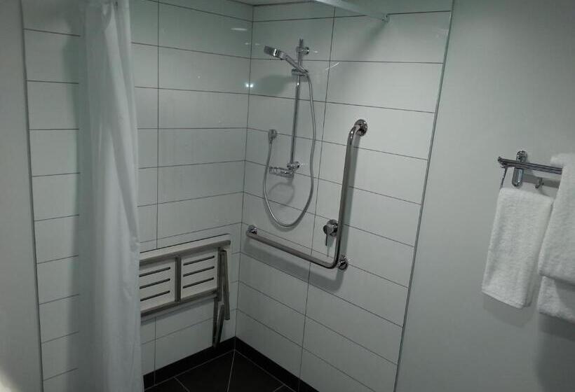 身障者適用スイートルーム, One88 On Commerce