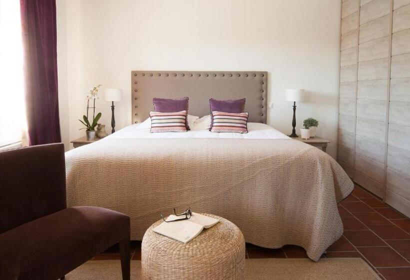 جناح جونيور مطلّ علي حمام السباحة, Domaine Le Bois Des Dames