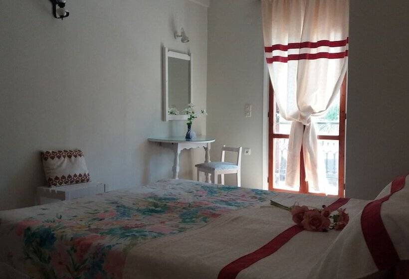 استودیوی استاندارد, Semiramis Apartments By Estia