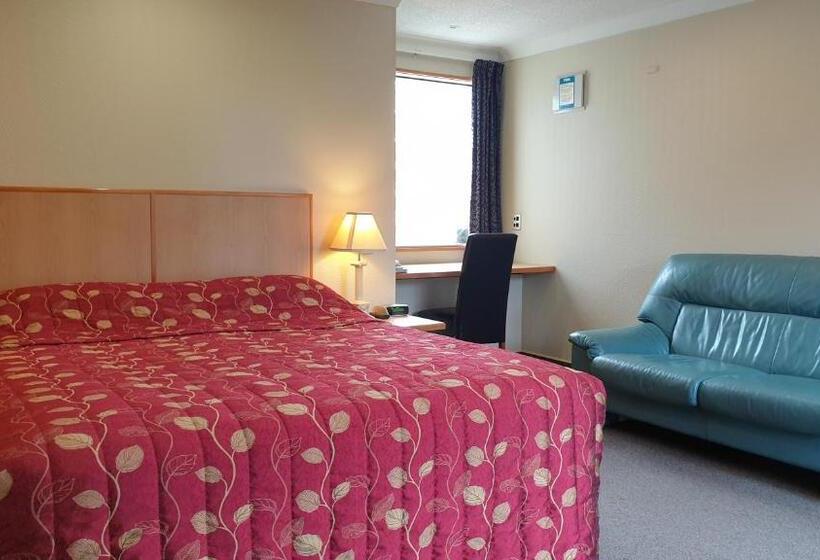 إستوديو قياسى, 97 Motel Moray