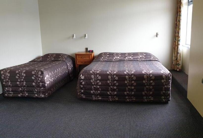 إستوديو قياسى, 97 Motel Moray