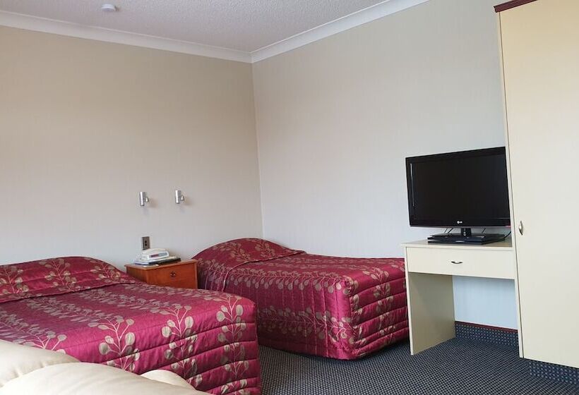 إستوديو قياسى, 97 Motel Moray