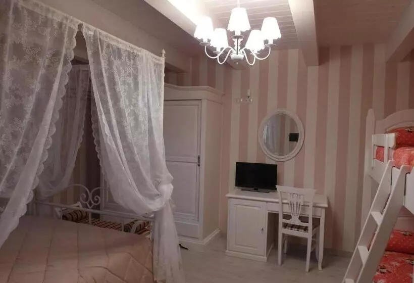 スタンダード４人部屋, Ca  Del Conte   Maison De Charme