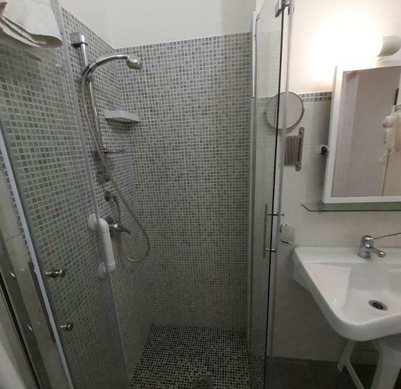 غرفة قياسية فردية لذوى الإحتياجات الخاصة, Casa Provenza