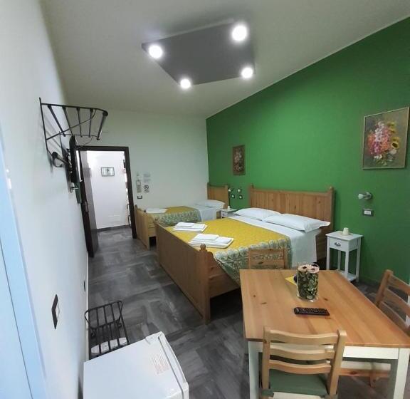 غرفة قياسية ثلاثية, Casa Provenza