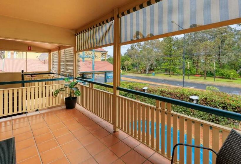 Президентский Люкс, Dalby Homestead Motel