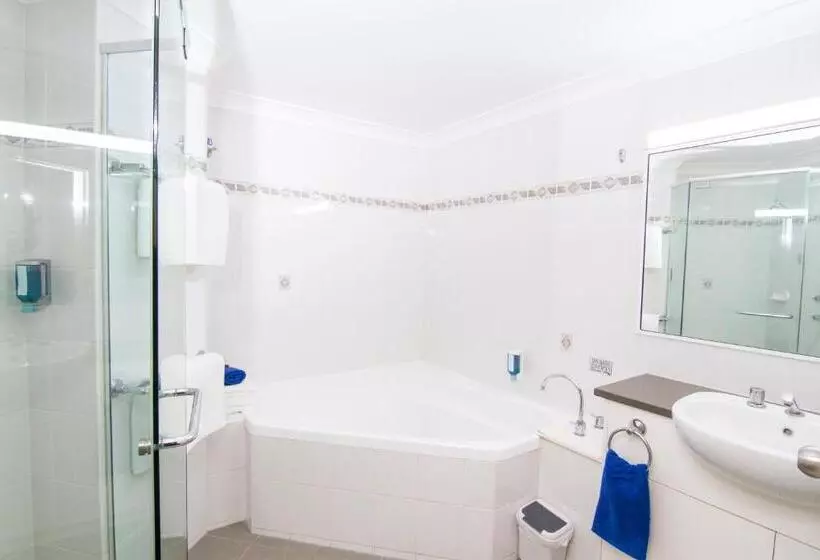 سوئیت با تخت بزرگ, Dubbo Rsl Club Motel