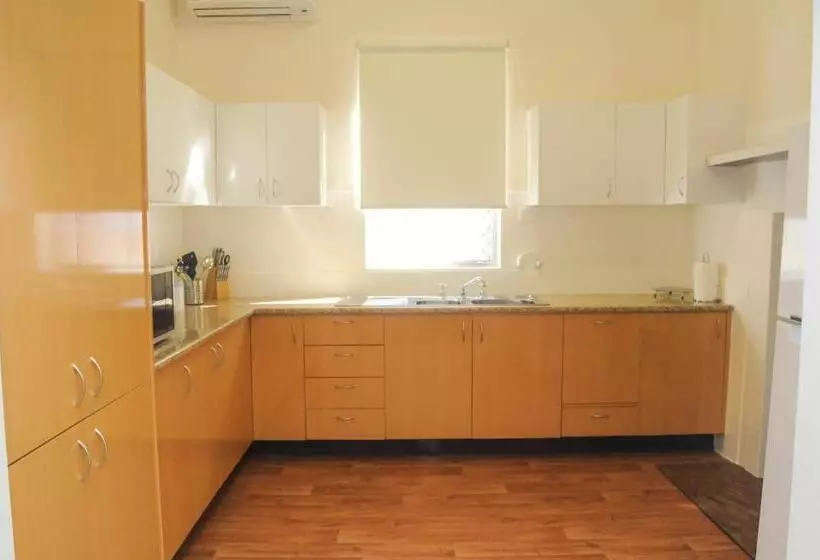 خانه 3 خوابه, Dubbo Rsl Club Motel