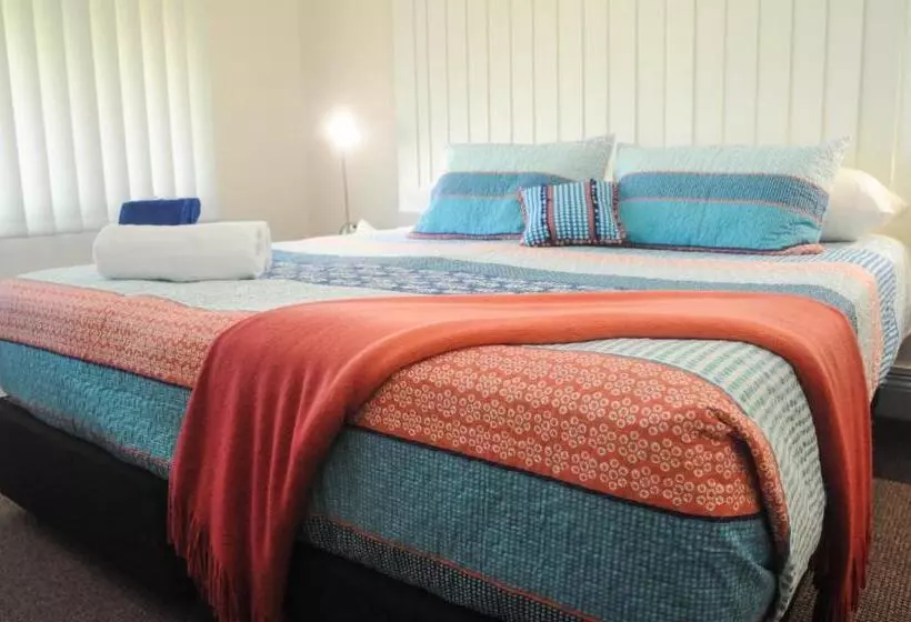 خانه 3 خوابه, Dubbo Rsl Club Motel