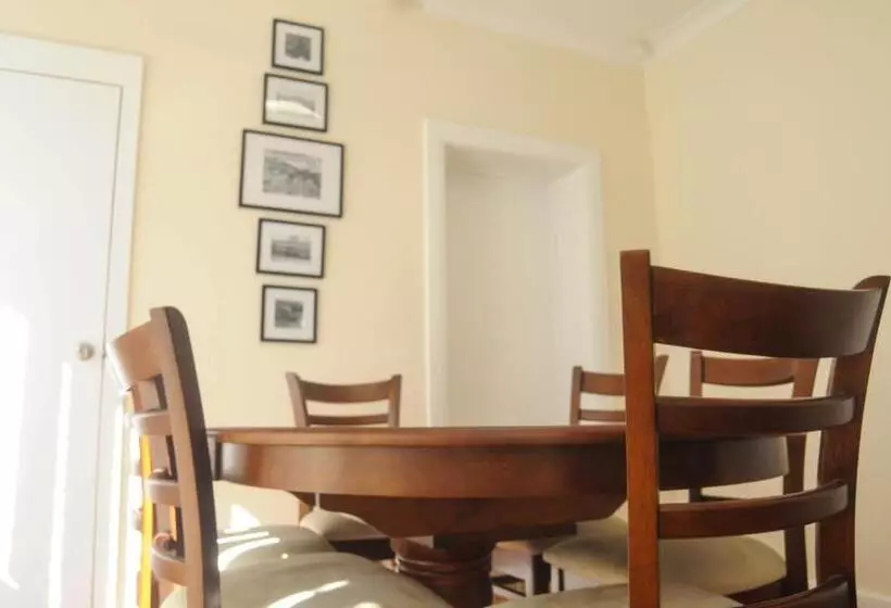 خانه 3 خوابه, Dubbo Rsl Club Motel