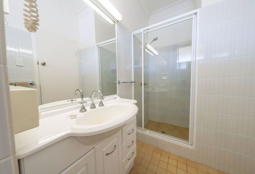 חדר דחוקס עם מיטת קינג, Halfway Motel