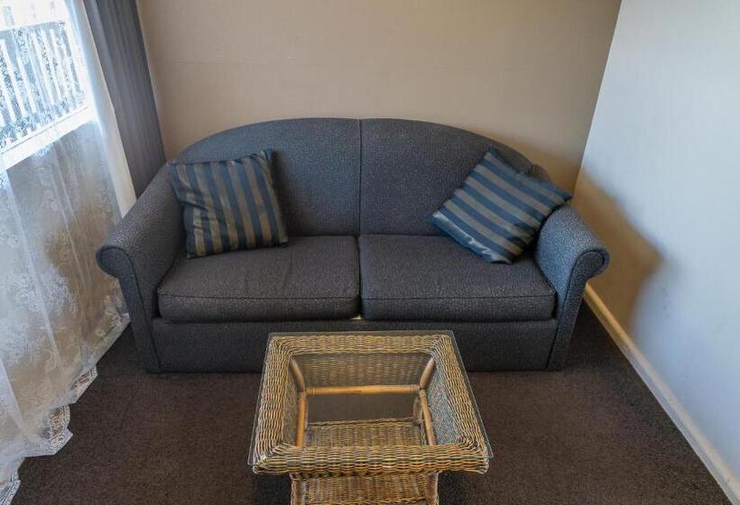 חדר דחוקס עם מיטת קינג, Halfway Motel