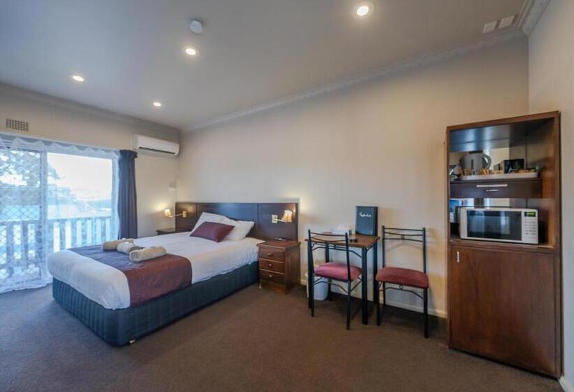 חדר דחוקס עם מיטת קינג, Halfway Motel