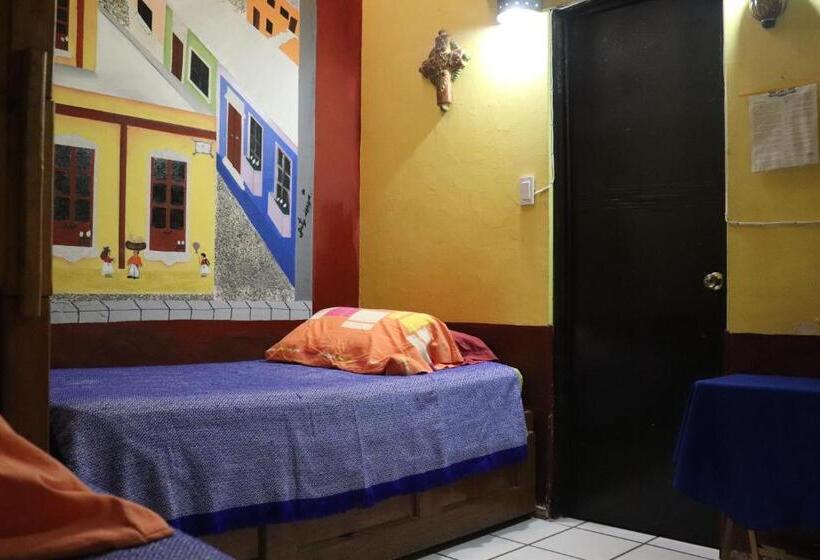 Chambre Quadruple Standard, Hostel Casa Zalaoui
