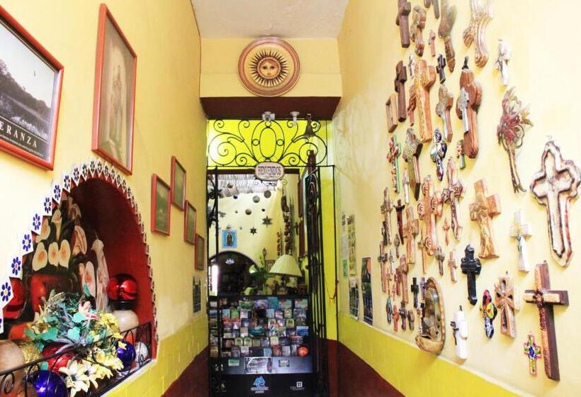 Трехместный Номер Стандарт Совместная Ванная, Hostel Casa Zalaoui