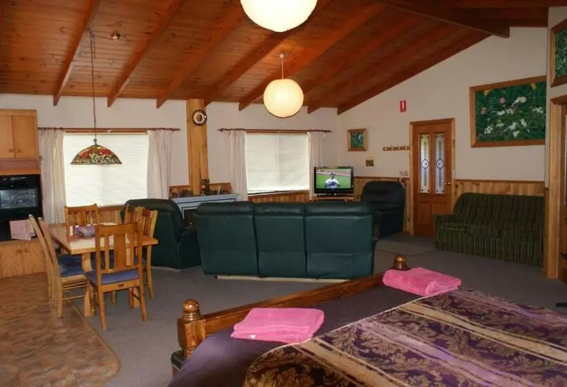 Standard Studio, Aaa Granary Accommodation