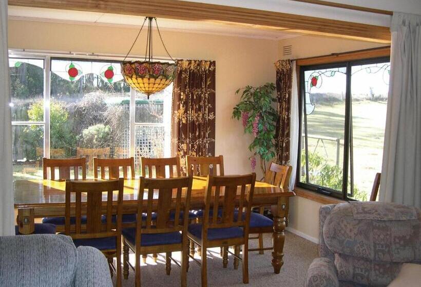 منزل 4 غرف نوم, Aaa Granary Accommodation