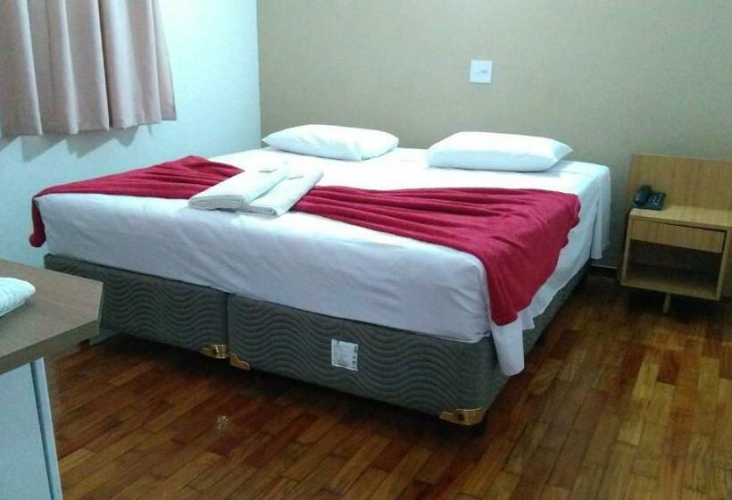 스탠다드 룸 킹사이즈 침대, Aurora