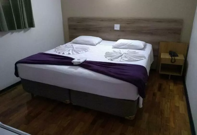 اتاق استاندارد با تخت بزرگ, Aurora