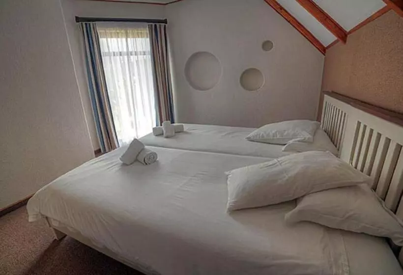 اتاق خانوادگی, Beach Lodge