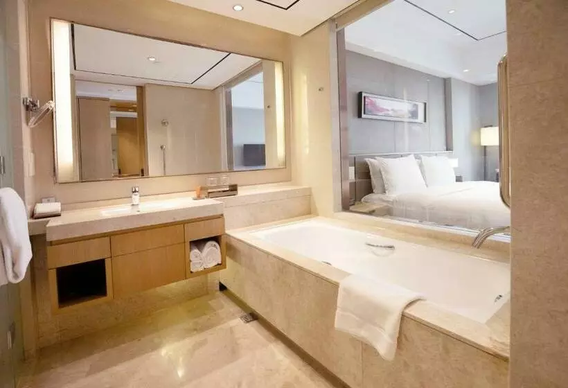 デラックスルーム, Crowne Plaza Hefei Rongqiao By Ihg