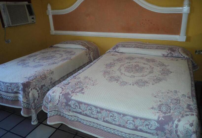 חדר סטנדרט, Del Valle