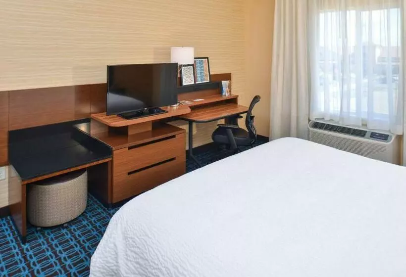 キングサイズベッドのスタンダードルーム, Fairfield Inn & Suites By Marriott Sacramento Airport Woodland
