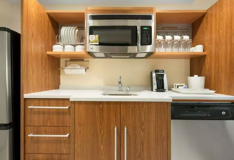 اتاق استاندارد برای معلولان, Home2 Suites By Hilton Milwaukee Airport