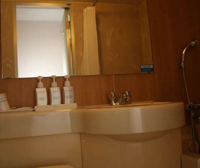 חדר סטנדרט יחיד, Kitami Pierson