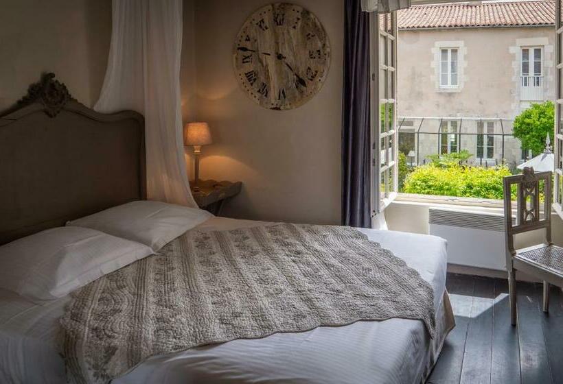 クラシックルーム, La Maison Douce