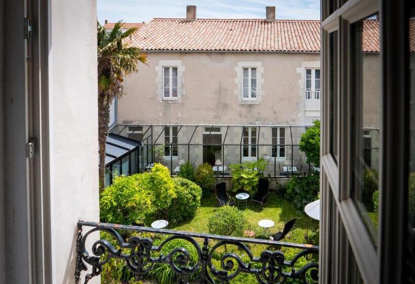 Семейный Номер, La Maison Douce