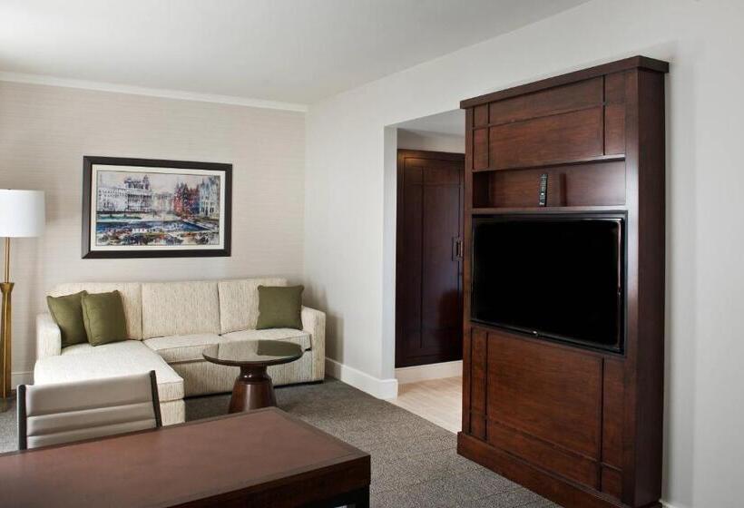 带大床的行政房间, Marriott Syracuse Downtown