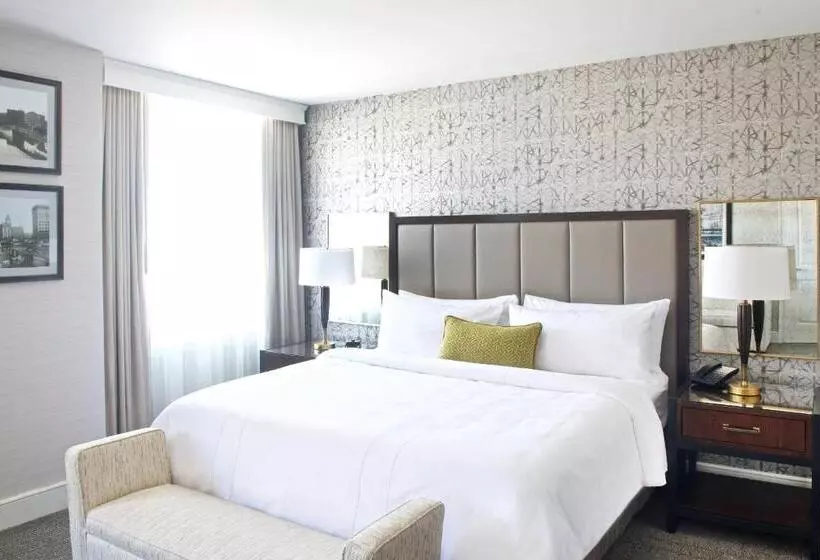 キングサイズベッドのエクゼクティブルーム, Marriott Syracuse Downtown