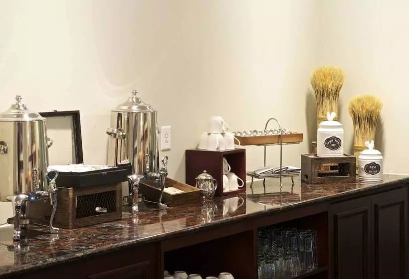 クラブルーム, Marriott Syracuse Downtown