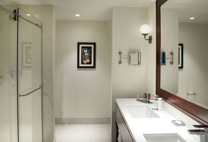 غرفة كلوب, Marriott Syracuse Downtown