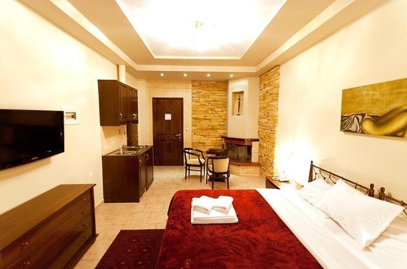 スーペリアールーム, Nostos