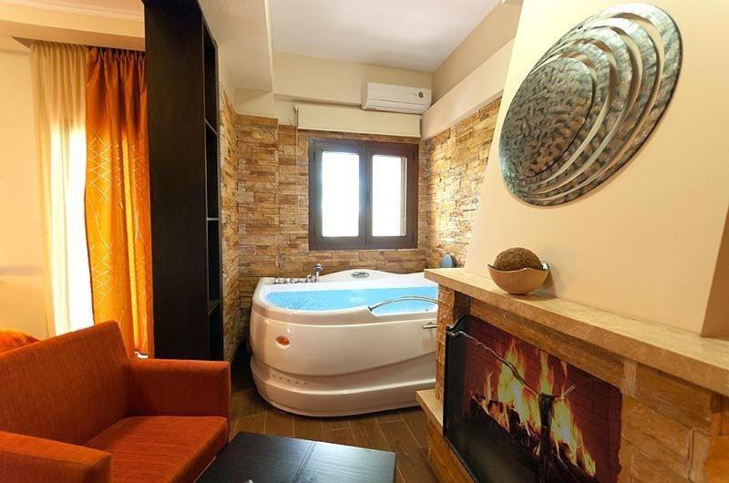 デラックスルーム, Nostos