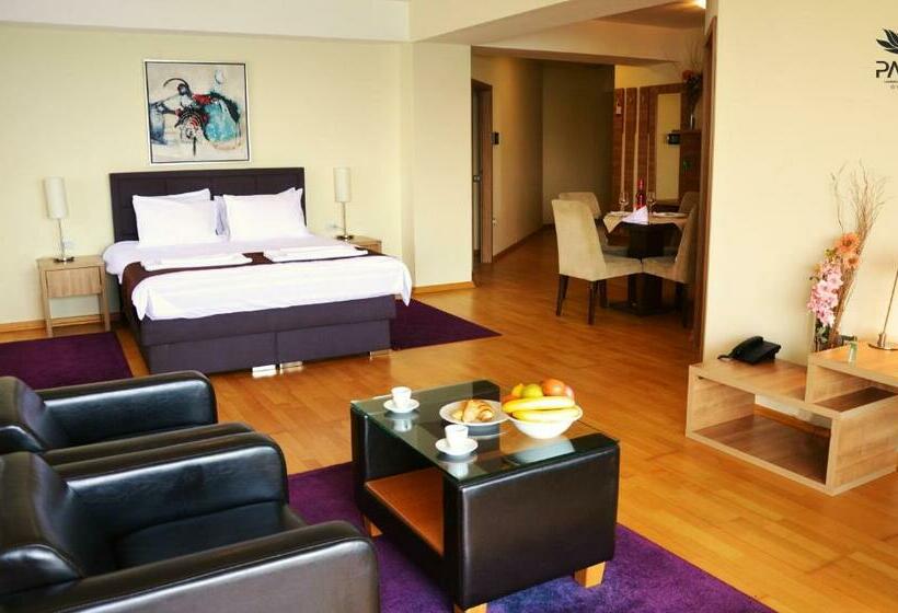 اتاق لوکس با چشم‌انداز دریاچه, Park Lakeside Ohrid
