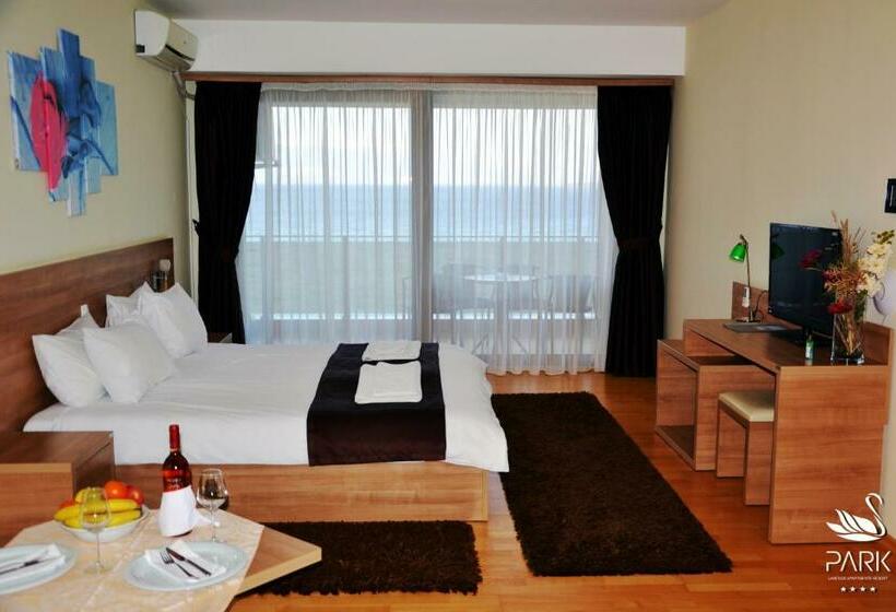 اتاق لوکس با چشمانداز دریاچه, Park Lakeside Ohrid