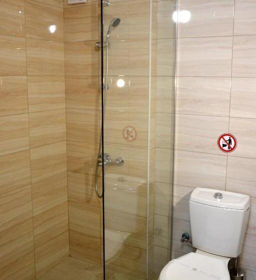 اتاق اکونومی, Park Lakeside Ohrid