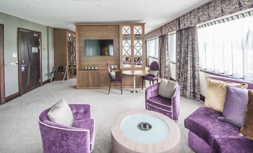 סוויטה, Parklands Hotel & Country Club
