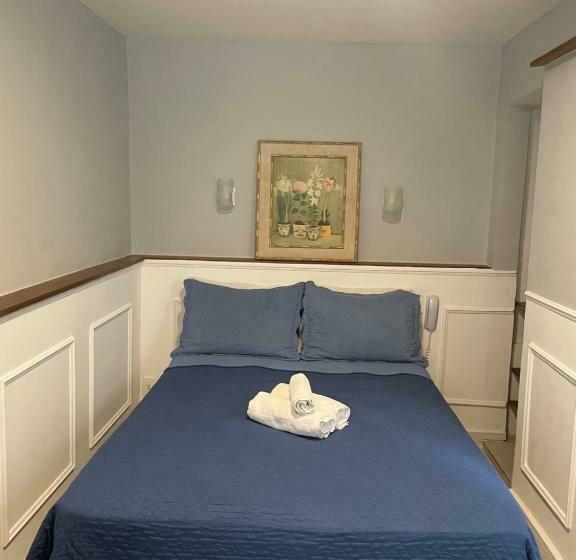 标准间, Petit Village Icarai