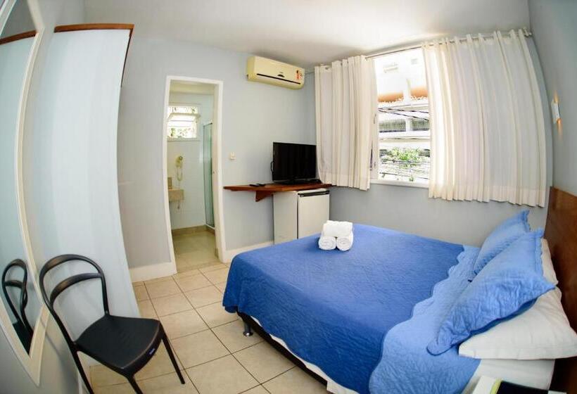 标准间, Petit Village Icarai