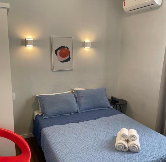 标准间, Petit Village Icarai