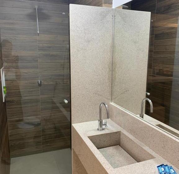 经济房, Petit Village Icarai