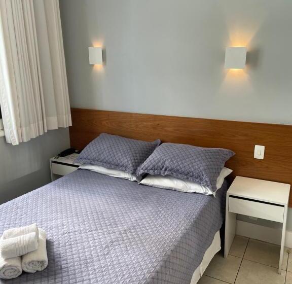 标准间, Petit Village Icarai