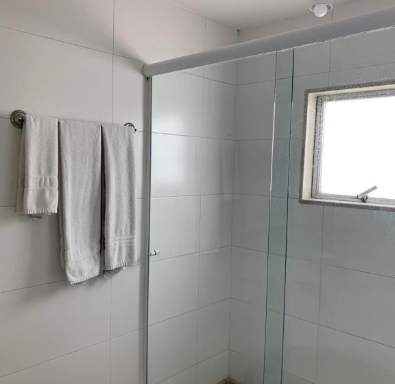 标准间, Petit Village Icarai