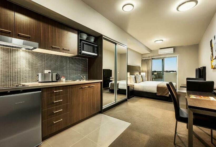 스탠다드 스튜디오, Quest Bundoora